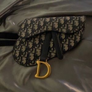 Original Dior cross body bag only worn a total of three times no marks on bag
